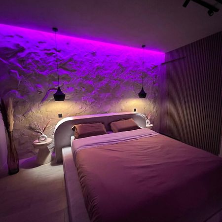 Harmony Room Suite Avec Balneo Angers Esterno foto