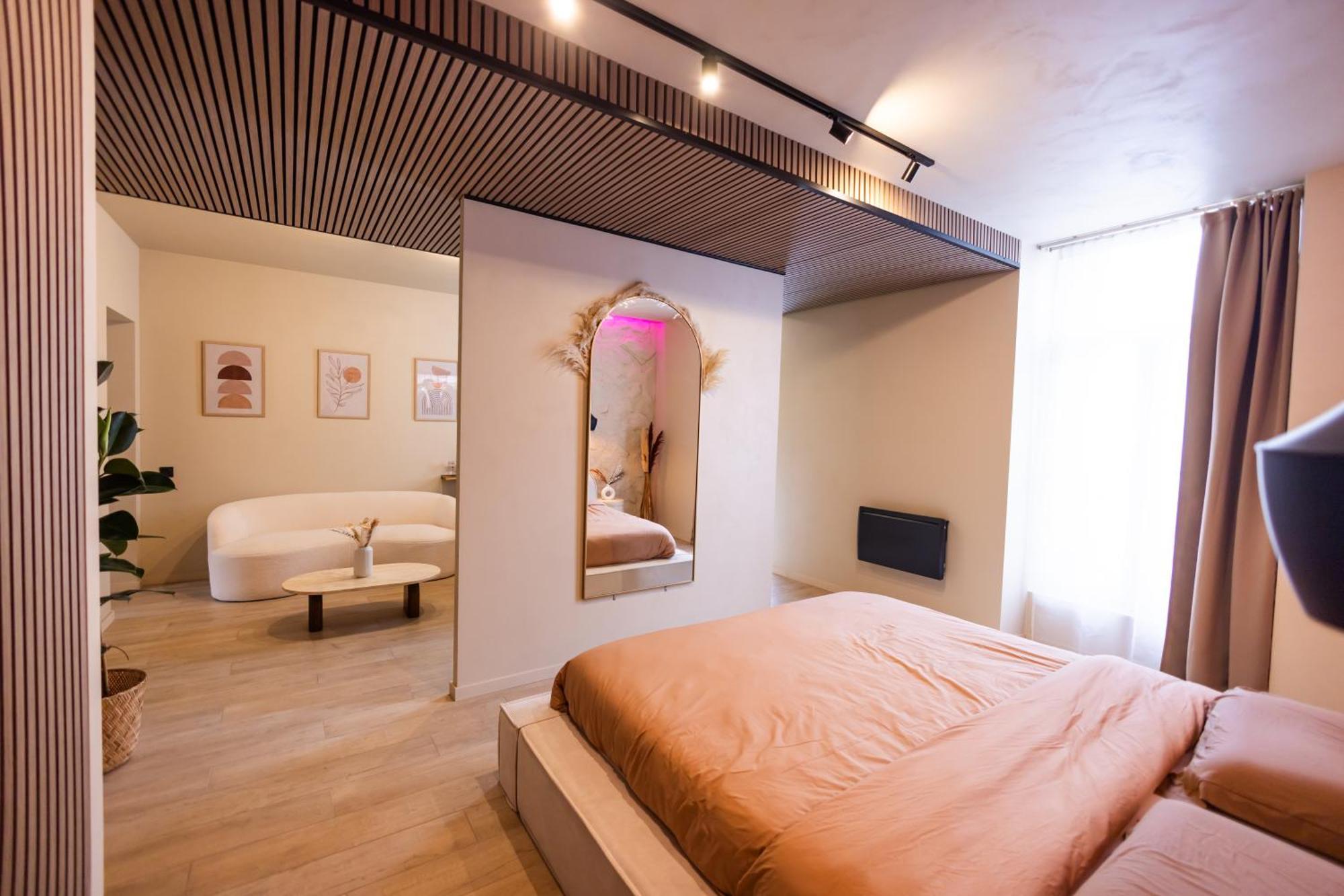 Harmony Room Suite Avec Balneo Angers Esterno foto